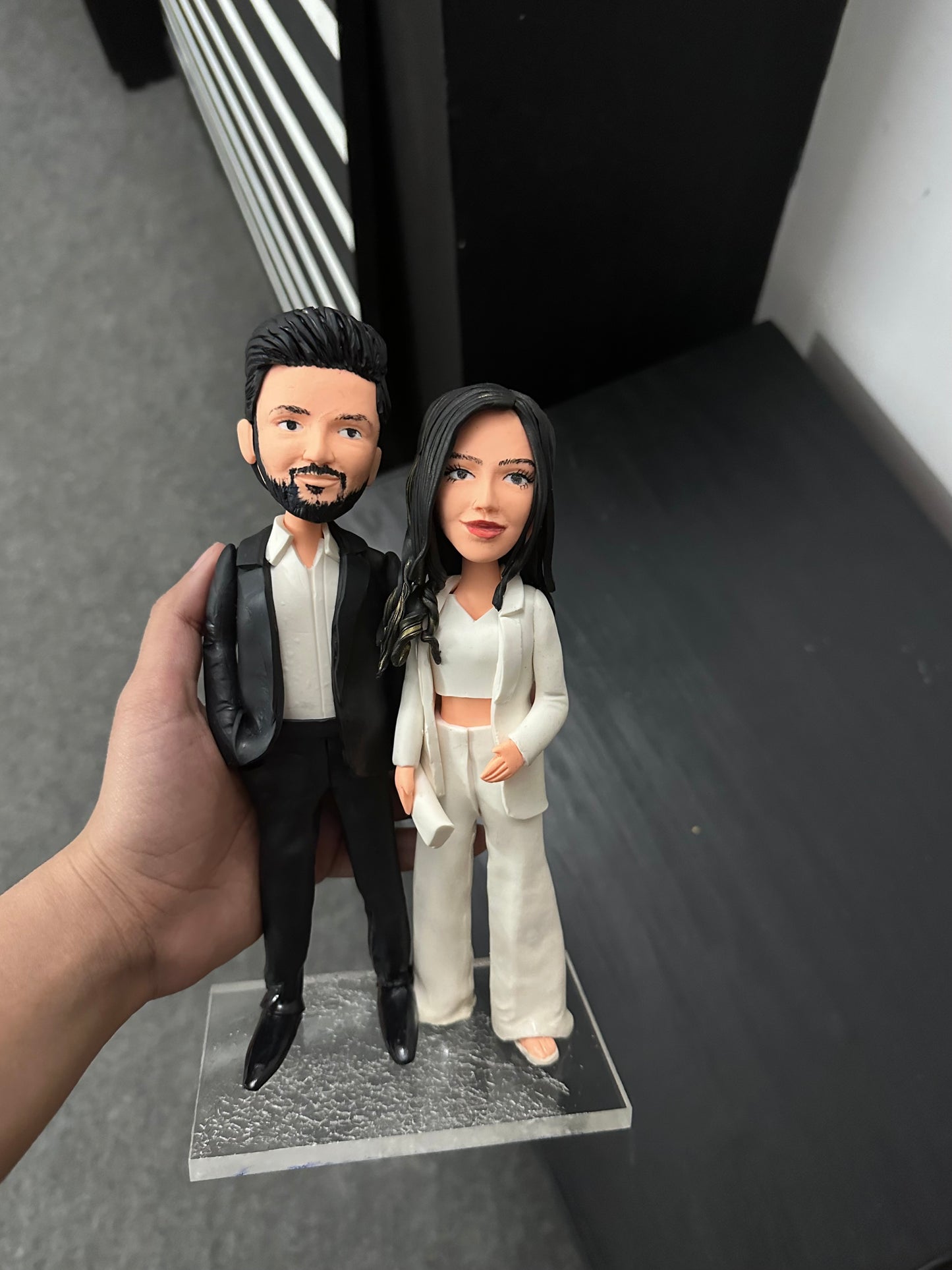 Couple sculpture