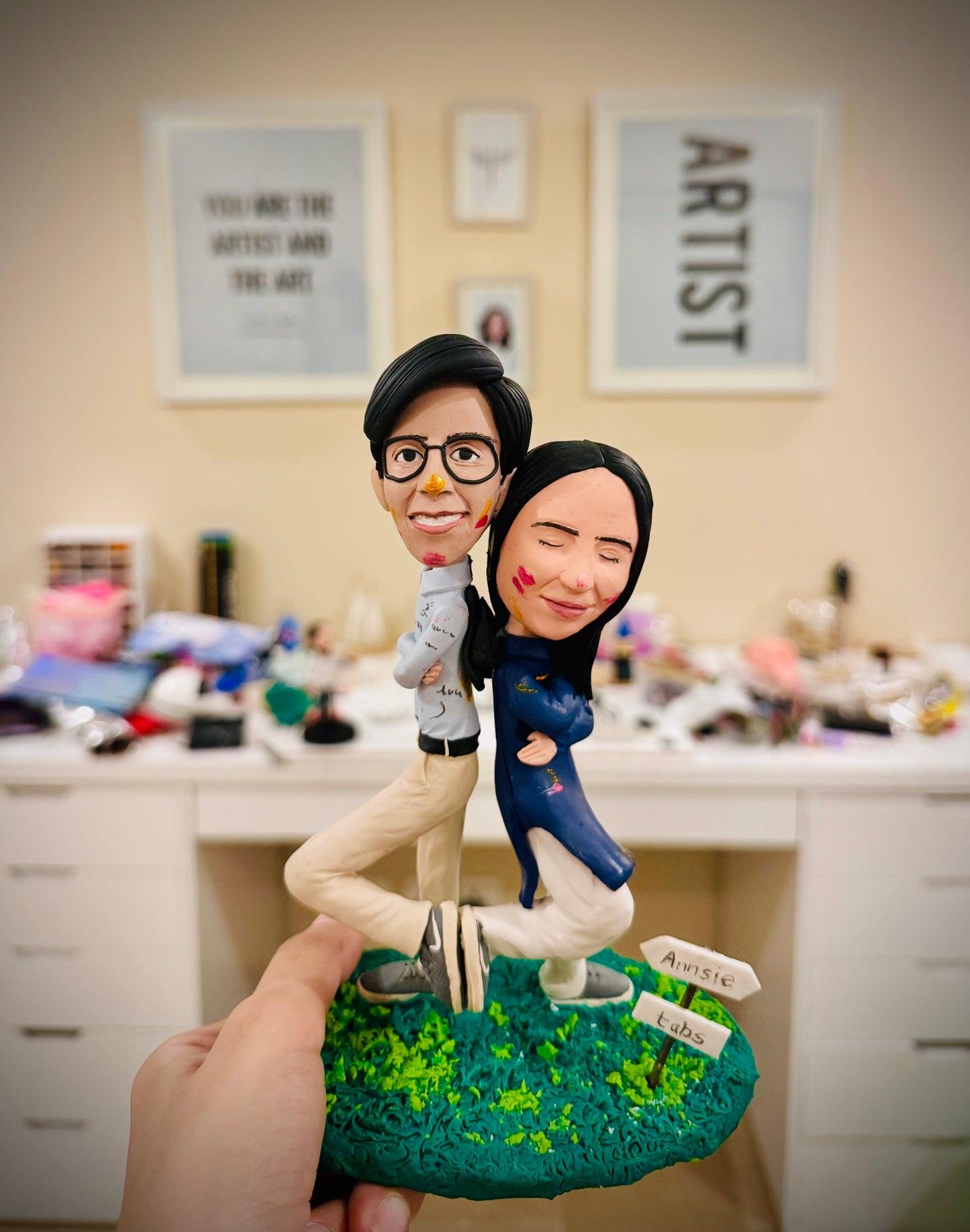 Couple sculpture