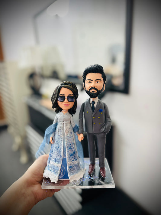 Couple sculpture