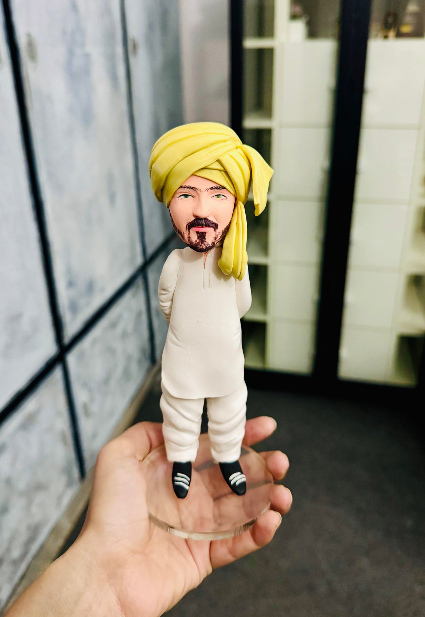 Single sculpture