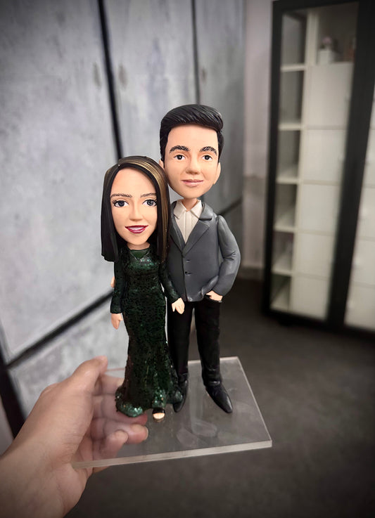 Couple sculpture